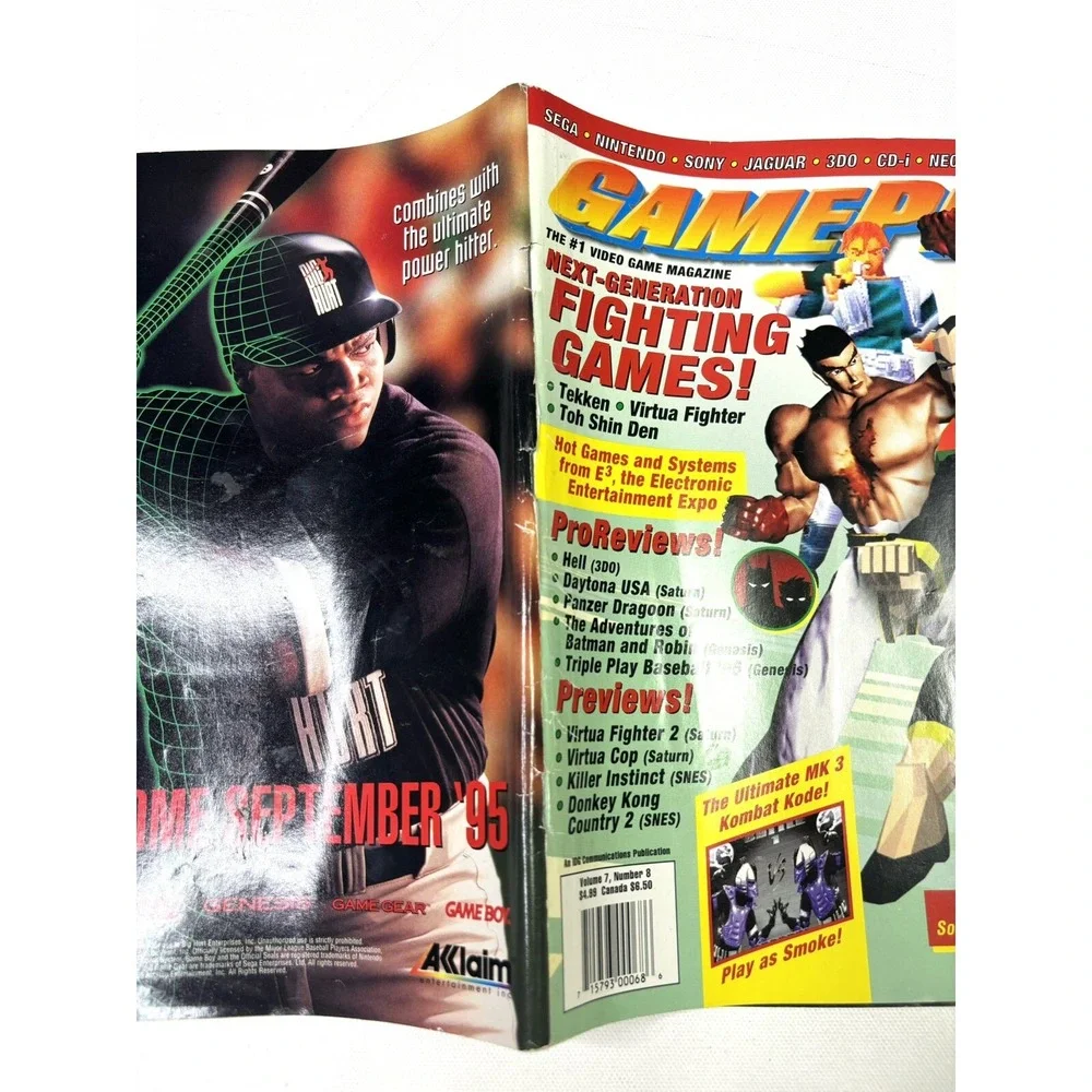 GamePro Magazine Issue August 1995 Vol 7 Issue 8 Tekken Virtua Fighter DKC2